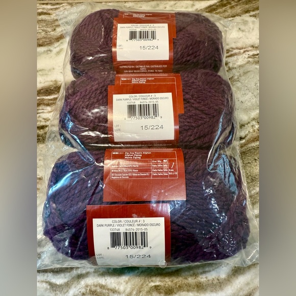 Charisma Loops & Threads~Dark Purple~Bulky Yarn~3 Skeins in bag~3 units 4 sale - Picture 2 of 12